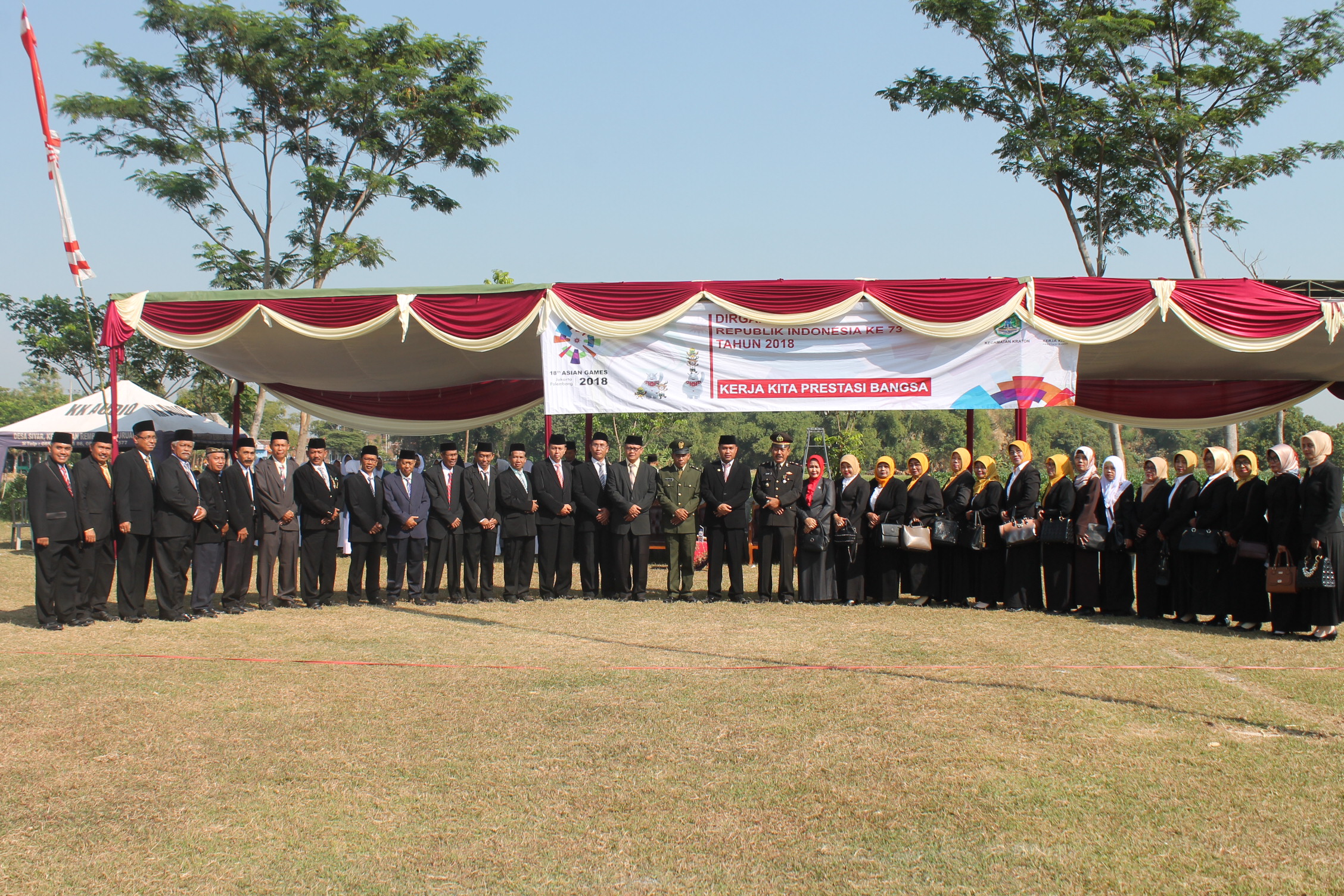 MUSPIKA KECAMATAN KRATON BERSAMA UPT PENDIDIKAN DAN KEPALA SEKOLAH SE-KECAMATAN KRATON